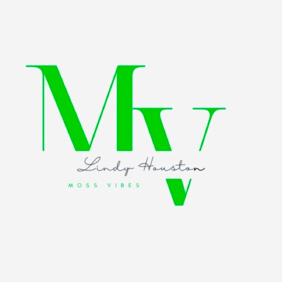 Meet your Posher, Lindy - Picture 2 of 6